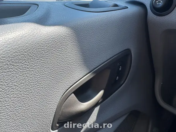 Poza anunț 16