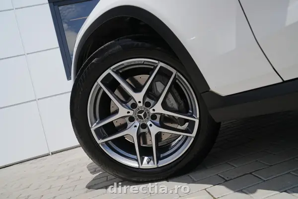 Poza anunț 36