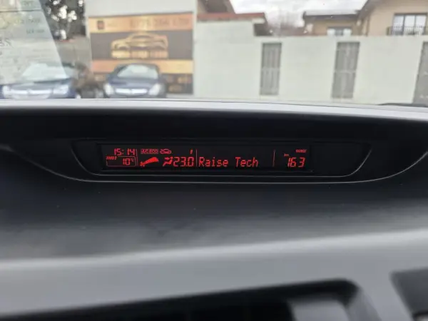 Poza anunț 12