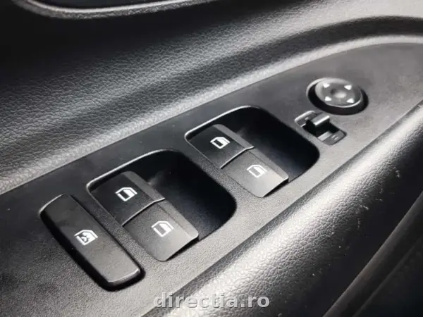 Poza anunț 18