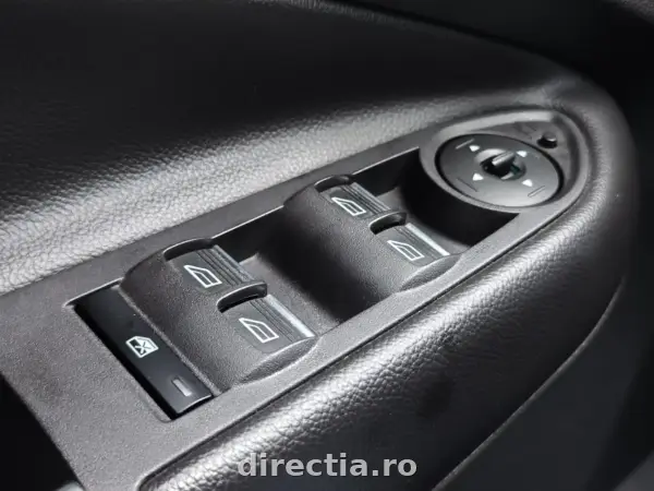 Poza anunț 31