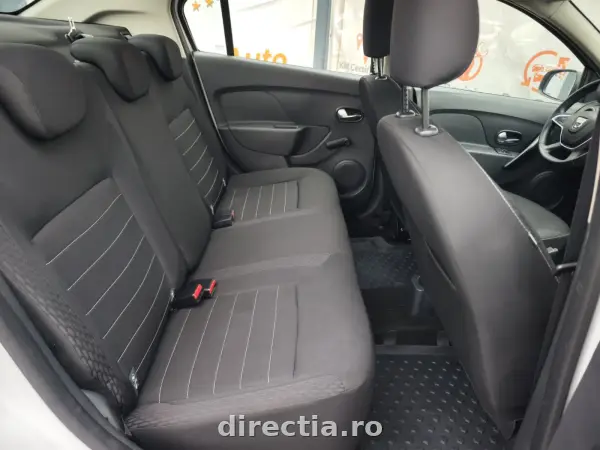 Poza anunț 18