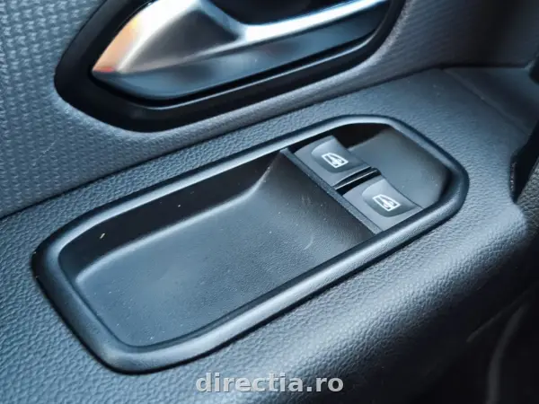 Poza anunț 18