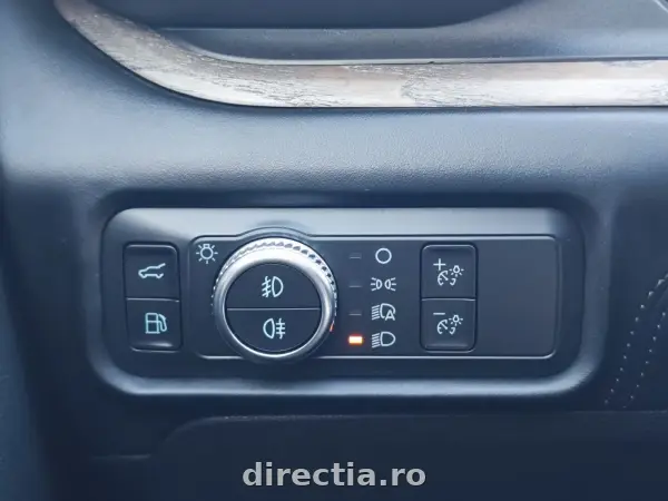 Poza anunț 36