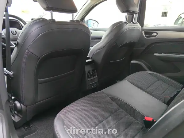 Poza anunț 14
