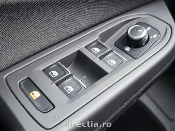 Poza anunț 24