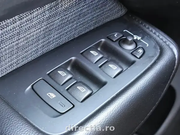 Poza anunț 24