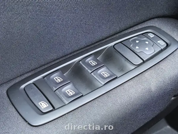 Poza anunț 25