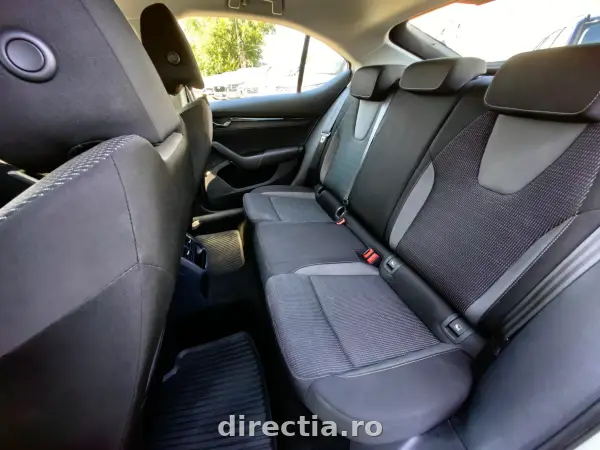 Poza anunț 29