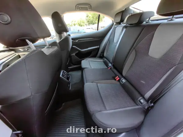 Poza anunț 15