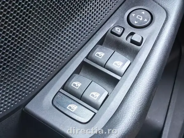 Poza anunț 30