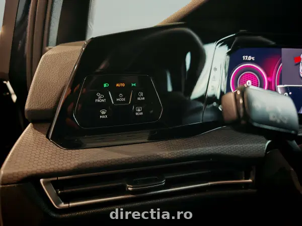 Poza anunț 18