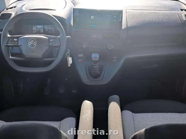 Poza anunț 12