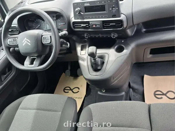 Poza anunț 13