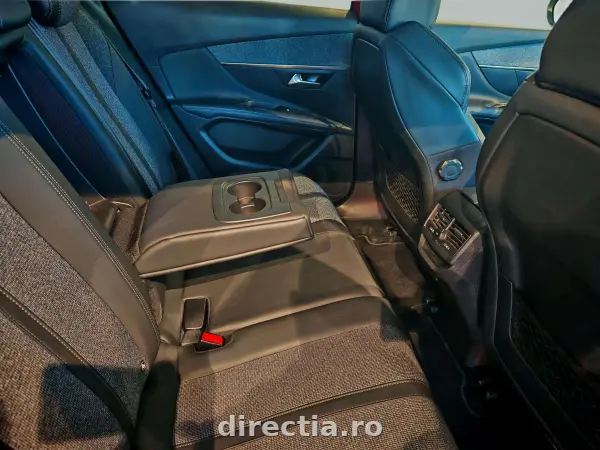 Poza anunț 12