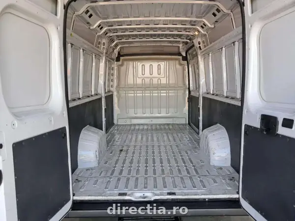 Poza anunț 8