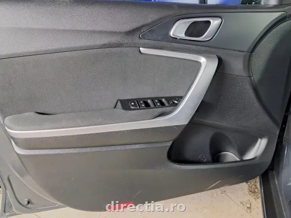 Poza anunț 10
