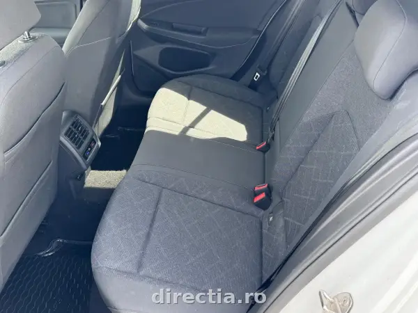 Poza anunț 18