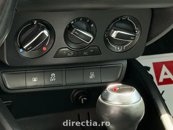 Poza anunț 13