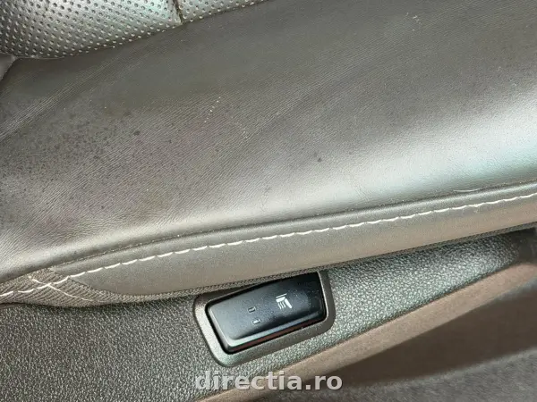 Poza anunț 12