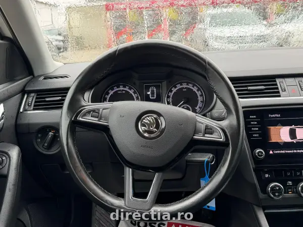 Poza anunț 12
