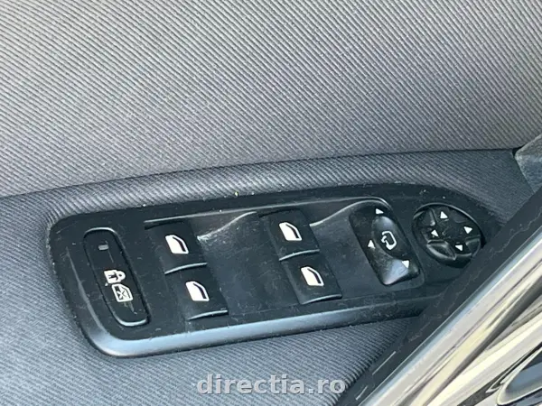 Poza anunț 18