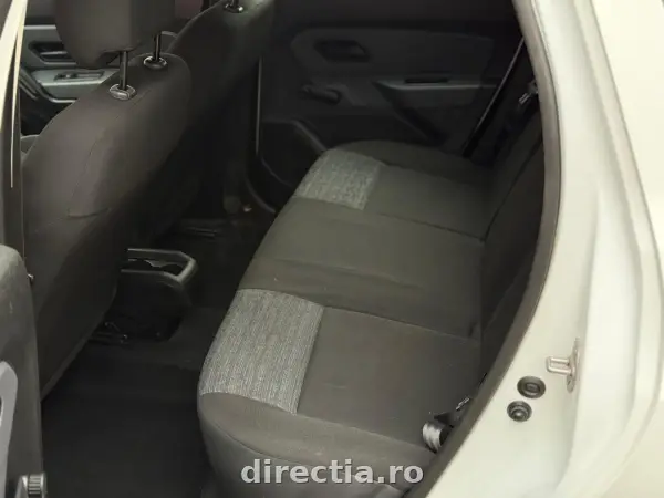 Poza anunț 12