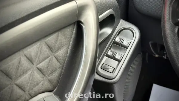 Poza anunț 11