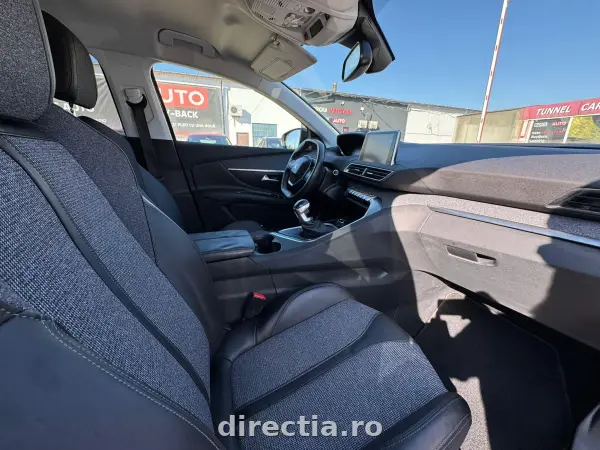Poza anunț 12