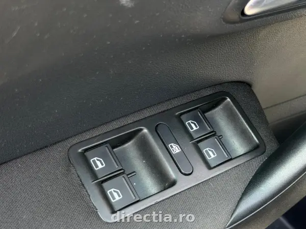 Poza anunț 12
