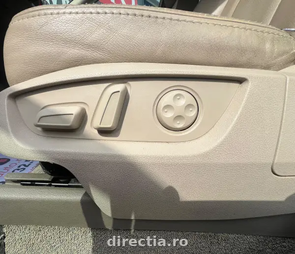 Poza anunț 12