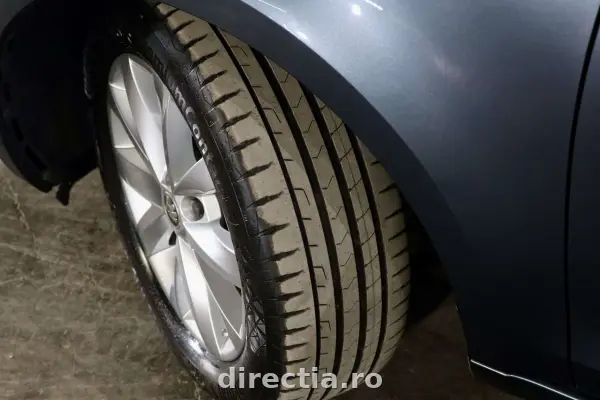 Poza anunț 32
