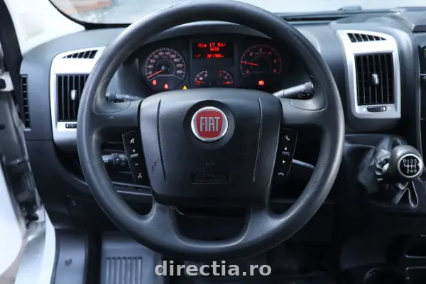 Poza anunț 18