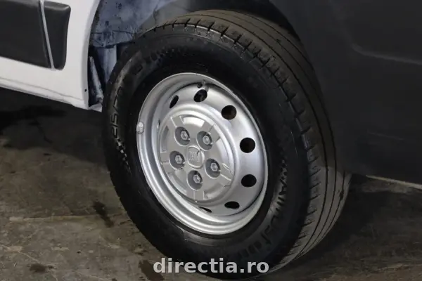Poza anunț 33