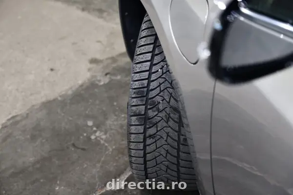 Poza anunț 33