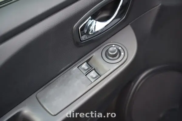 Poza anunț 18