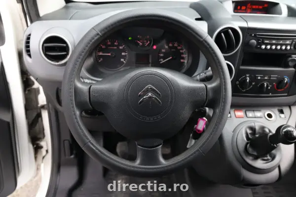 Poza anunț 9