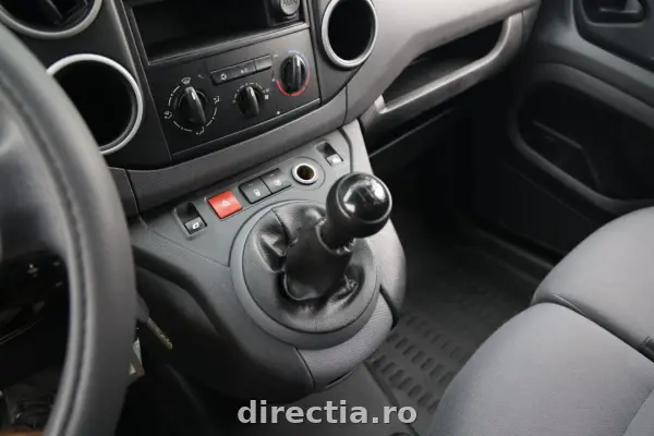 Poza anunț 13