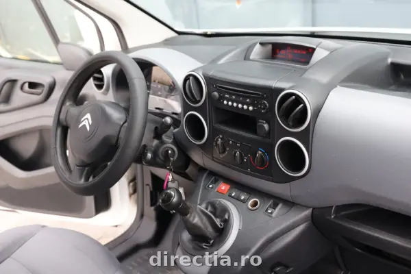 Poza anunț 16