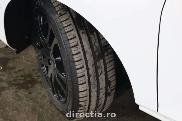 Poza anunț 35