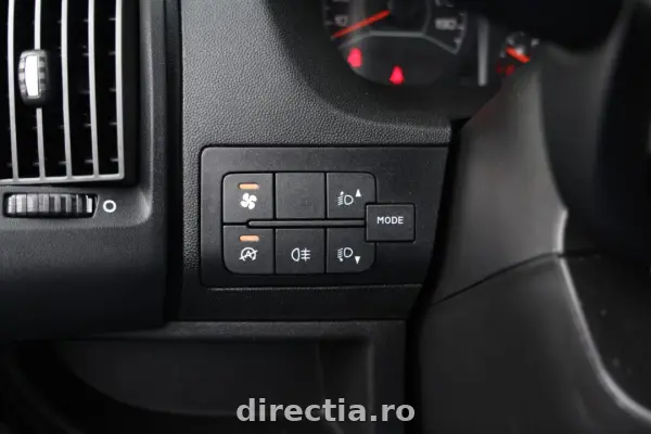 Poza anunț 18
