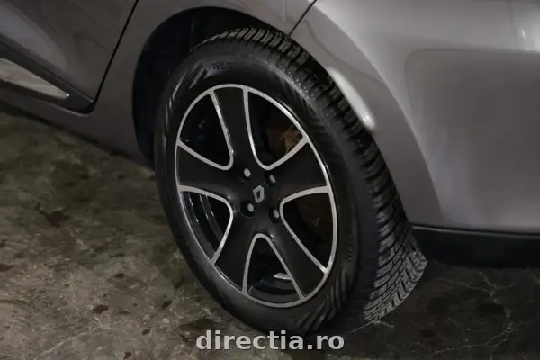 Poza anunț 30