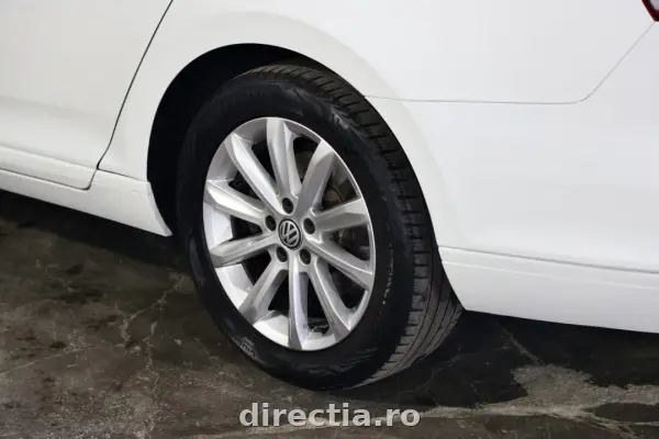 Poza anunț 32