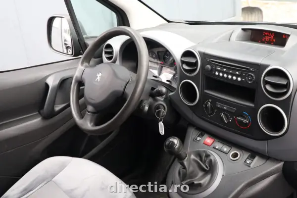Poza anunț 25