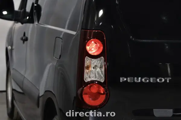 Poza anunț 35