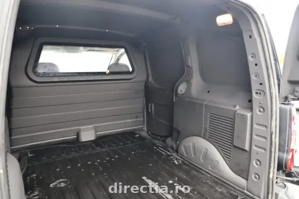 Poza anunț 31