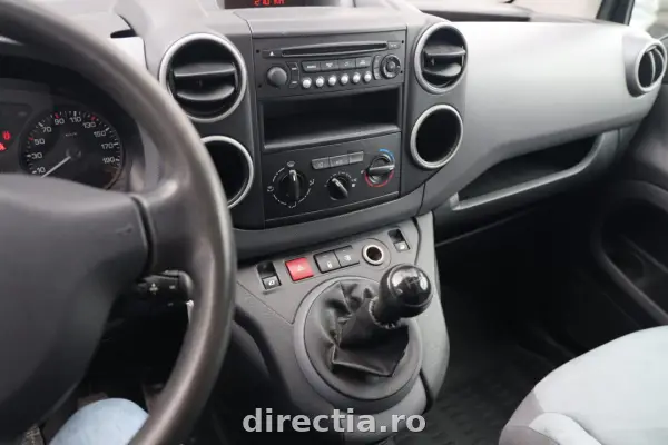 Poza anunț 24