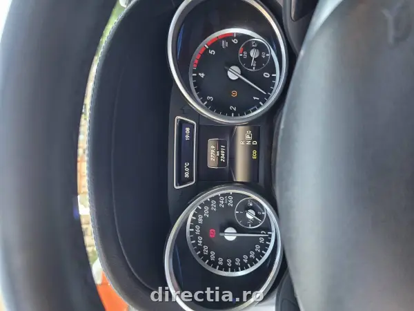 Poza anunț 36
