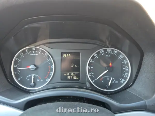 Poza anunț 12