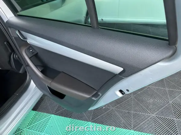 Poza anunț 21